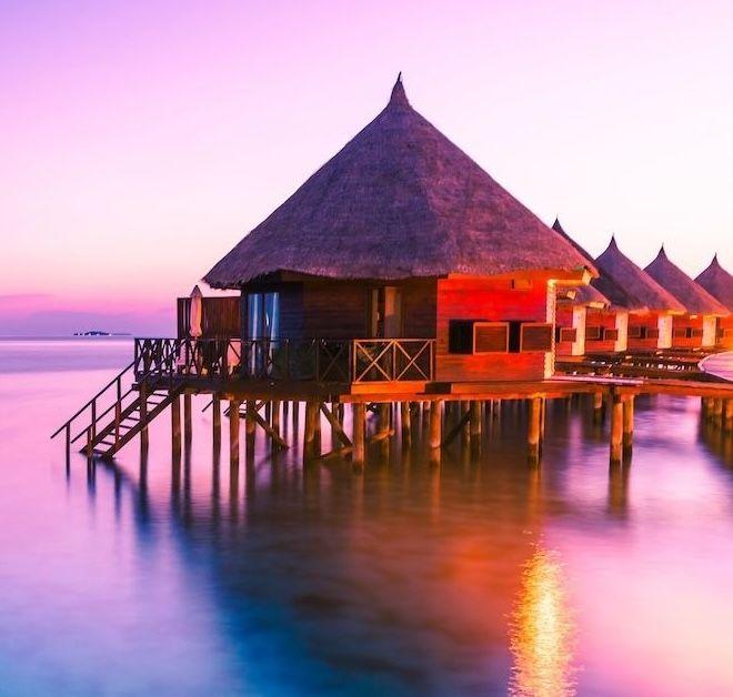 Maledivy_bungalovy.jpeg
