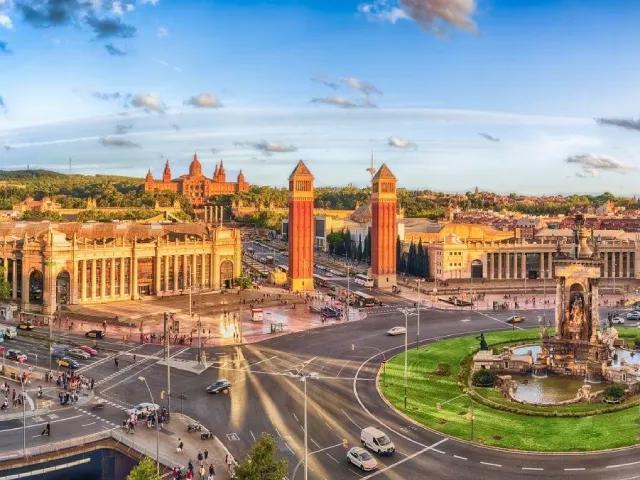 Barcelona - letecký víkend