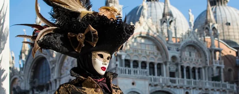 Karneval v Benátkách: Kouzlo masek, kostýmů a tajemné atmosféry