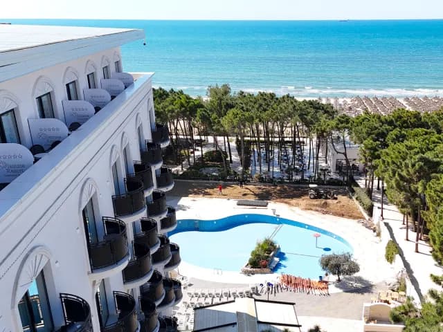 Diamma Villas