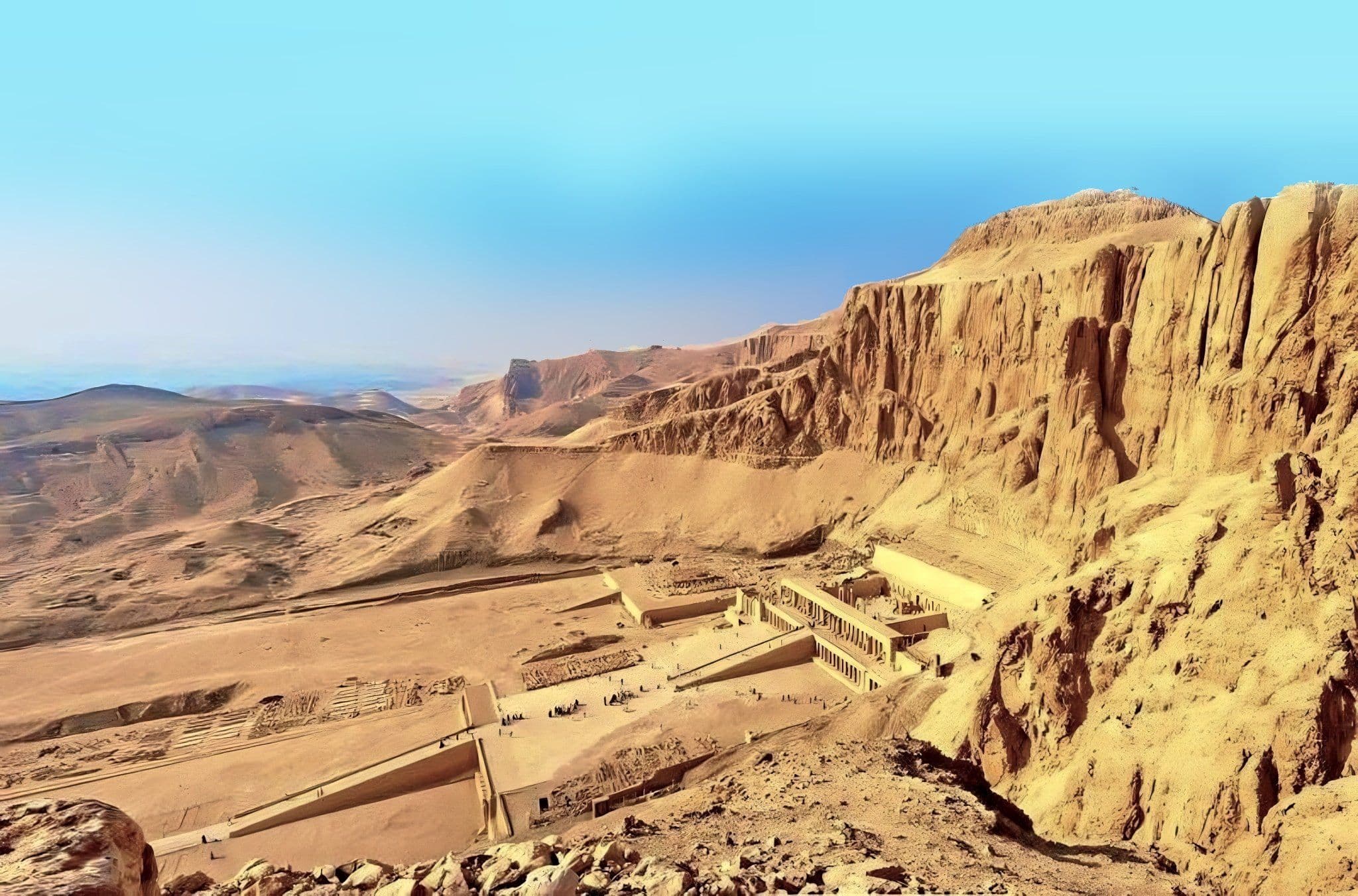 Hatšepsut 4 - lodí po Nilu s pobytem u moře - 7 nocí Hurghada