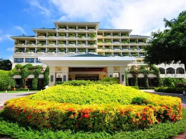 Palm Beach Resort & Spa Sanya