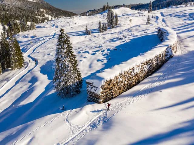 Lyžování - SKI OPENING | Dovolena.cz od STUDENT AGENCY