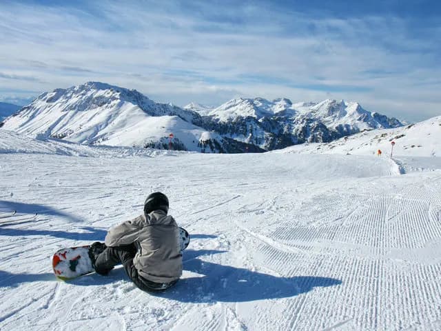 Lyžování - SKI OPENING | Dovolena.cz od STUDENT AGENCY