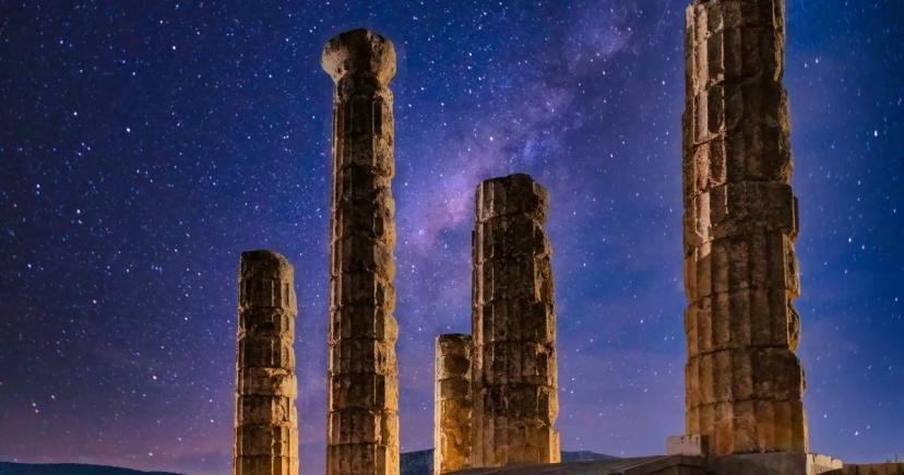 Věštírna v Delfách : Kde bohové šeptali osudy