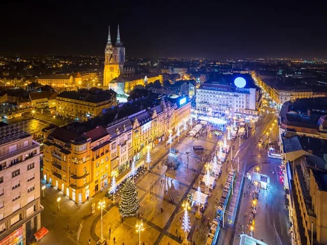 Do Záhřebu na nejkrásnější adventní trhy v Evropě